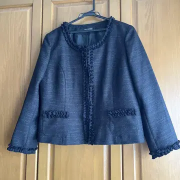 19호 새상품급 프릴 노카라 자켓 블랙