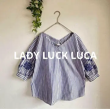 LADY LUCK LUCA 스트라이프 셔츠