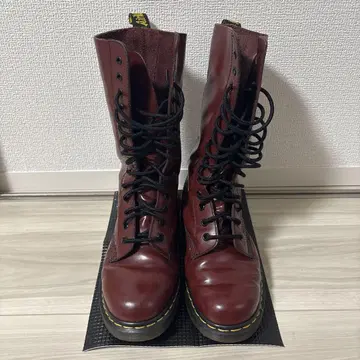 Dr.Martens 14홀