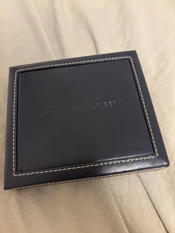 미사용 Tommy Hilfiger 반지갑 블랙