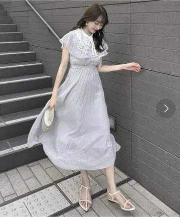 CHEEK 도트 쉬폰 레이스 칼라 원피스