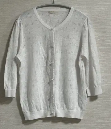 로즈 티아라 시스루 짜임 화이트 가디건 펄 버튼