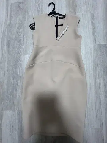 yokochan 베이지 펄 장식 드레스 36