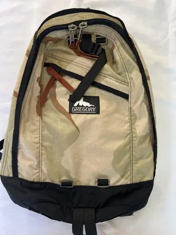 GREGORY 은 택 데이팩 사막 카모 26L