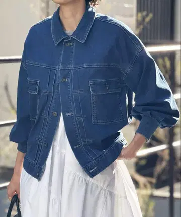 미사용 새상품 BEARDSLEY 비어즐리 데님 자켓 소매 퍼프 G자켓