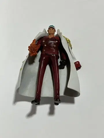 원피스 사카즈키 피규어 10cm