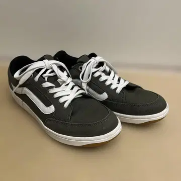 VANS 스니커즈