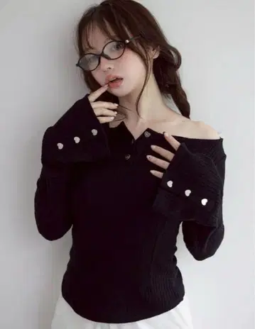 andmary Dorothy heart tops