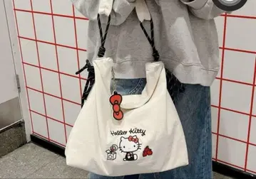 헬로키티 숄더백