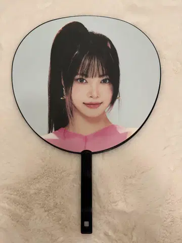 LE SSERAFIM HONG EUNCHAE 부채