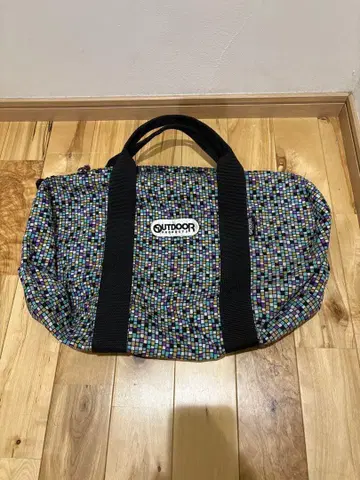 OUTDOOR 도트 무늬 보스턴 백