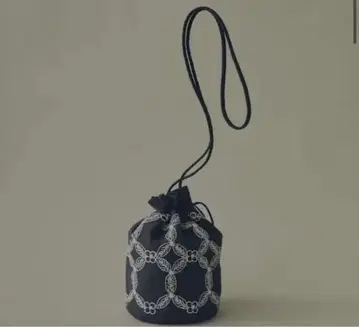 미나 페르호넨 미니백