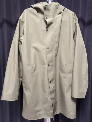 UNIQLO 블록테크 코트 올리브