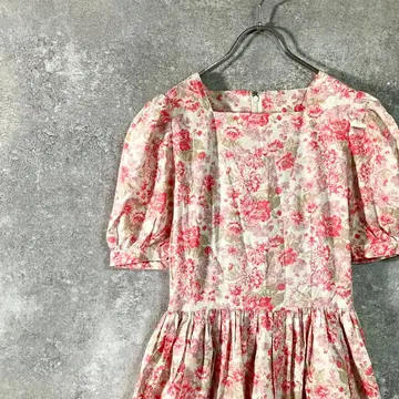 LAURA ASHLEY 원피스 꽃무늬 스퀘어넥 플레어 스커트