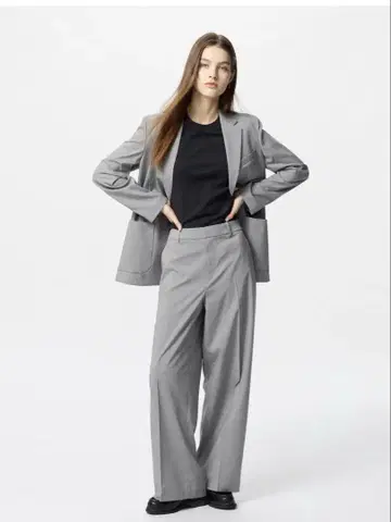 UNIQLO 감동 와이드 팬츠