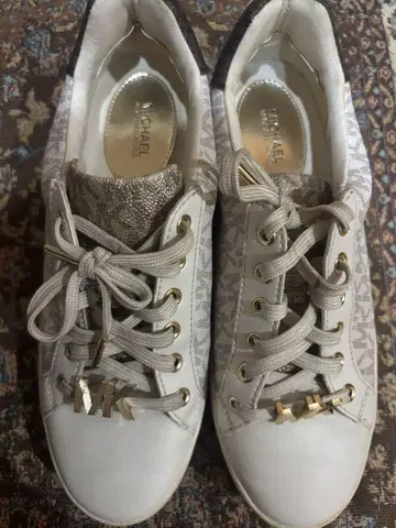 마이클코어스 신발