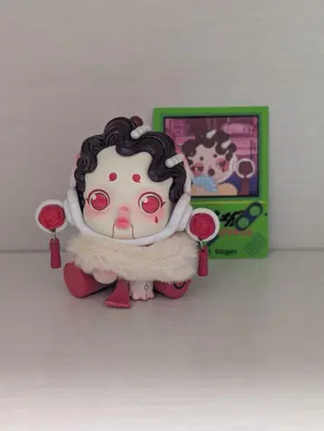POPMART SKULLPANDA 피규어