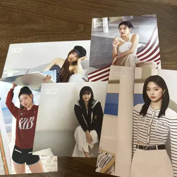 TWICE 포스터