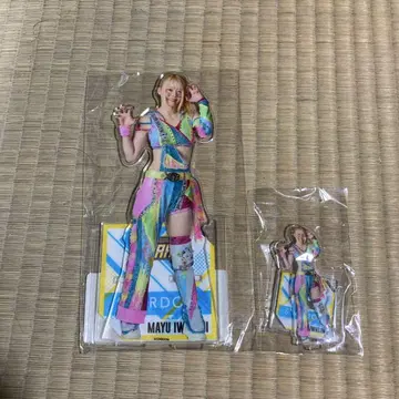 스타덤 복권 이와타니 마유 아크릴 스탠드 2종 새상품