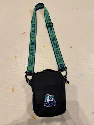 FR2 x XLARGE 숄더백