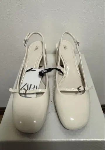 미사용 ZARA 펌프스