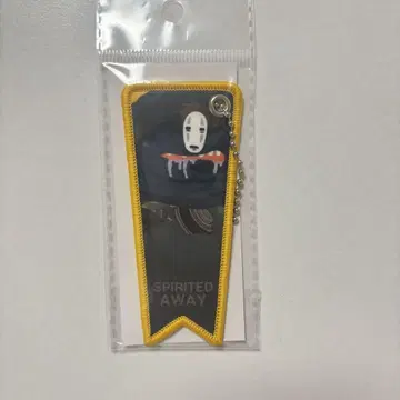 센과 치히로의 행방불명 가오나시 키링 플래그 지브리 입체조형물전