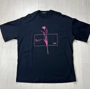 ALMOSTBLACK 티셔츠