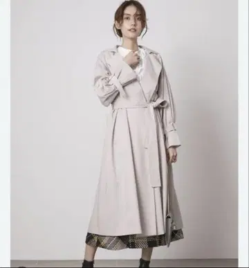 SNIDEL 글로스 트렌치코트 LGRAY