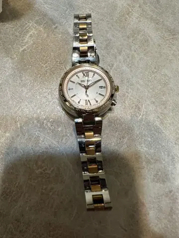 SEIKO 루키아 손목시계