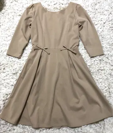 tocco closet 토코 클로젯 원피스 베이지 7부 소매