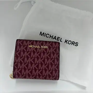 MICHAEL KORS 마이클 코스 지퍼 참 지갑