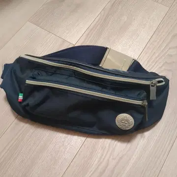 오로비안코 Orobianco 바디백 네이비