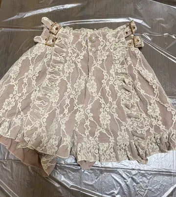 ROJITA 사이드 버클 전체 레이스 숏팬츠