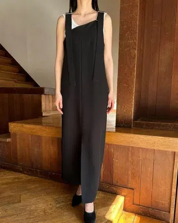 SLANT LINE SALOPETTE ONE PIECE CLANE