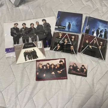 A! group CD 세트와 포토 카드