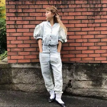 페코클럽 돌먼 케미컬 데님 점프수트