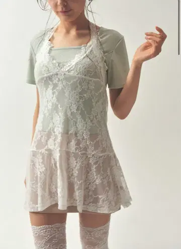 pellicule layered lacetunic 페리큘 레이어드