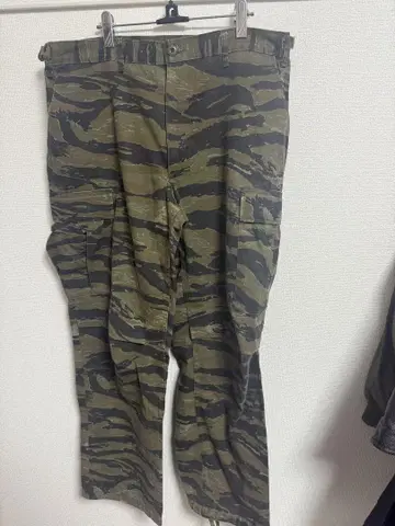 타이거 스트라이프 카고 팬츠