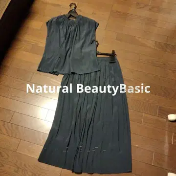 Natural BeautyBasic 셋업 늦여름 초가을