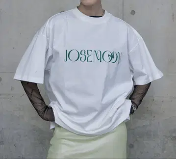 JOSE MOON NUANCE LOGO T-SHIRT
