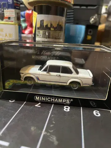 미니챔프 1/43 BMW 2002 Turbo 크림