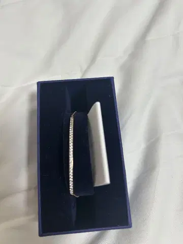 스와로브스키 팔찌