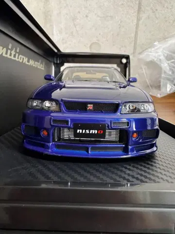 이그니션 모델 1/18 GT-R BCNR33 400R 딥 블루