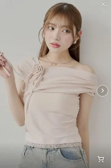 로즈 초커 부착 원숄더 밑단 레이스 T 핑크