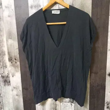 JOHN SMEDLEY 존 스메들리 니트 V넥 얇은 소재