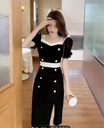 새상품 블랙 슬릿 무릎 기장 원피스