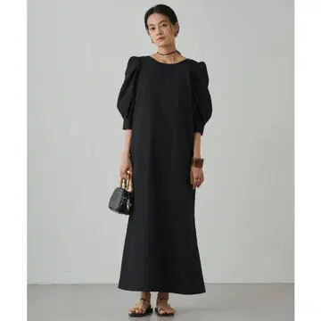 택 포함 새상품 [ Loungedress ] 퍼프 U넥 OP