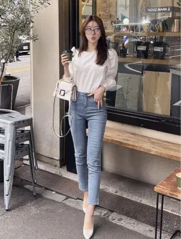 새상품급 미사용 qung 쿤 스트레이트 슬림핏 앵클 데님