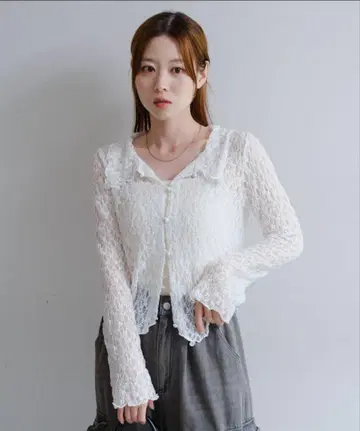 카라 레이스 풀오버
