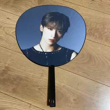 INI XQUARE 스퀘어 부채 쉬펑판 펑펑